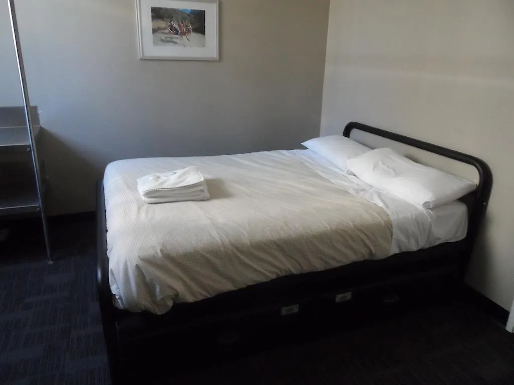 Base Brisbane Embassy Hostel