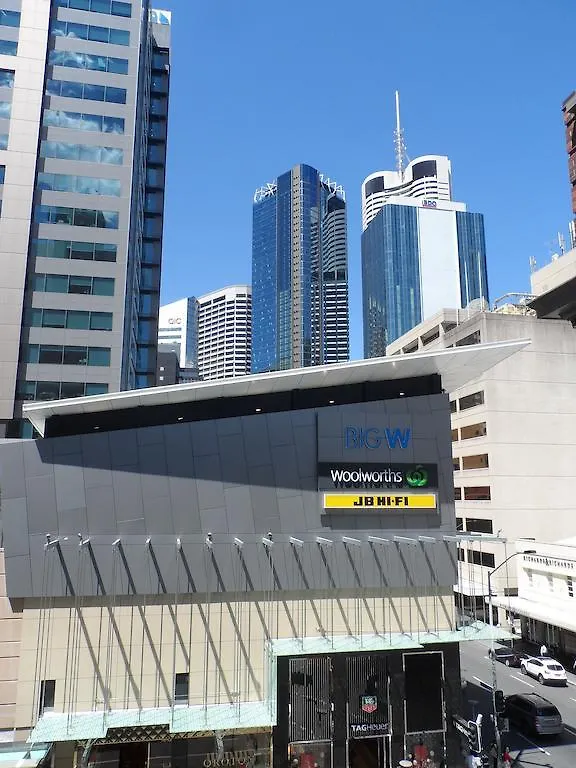 Base Brisbane Embassy Hostel Australia