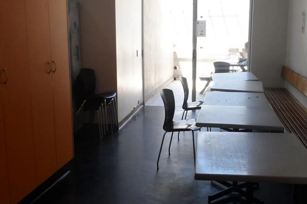 Base Brisbane Embassy Hostel