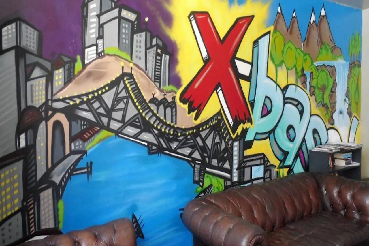 Base Brisbane Embassy Hostel