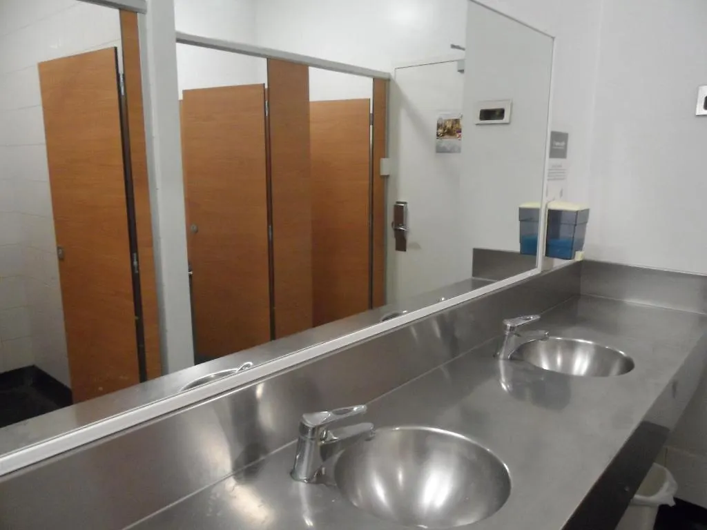 Base Brisbane Embassy Hostel Australia