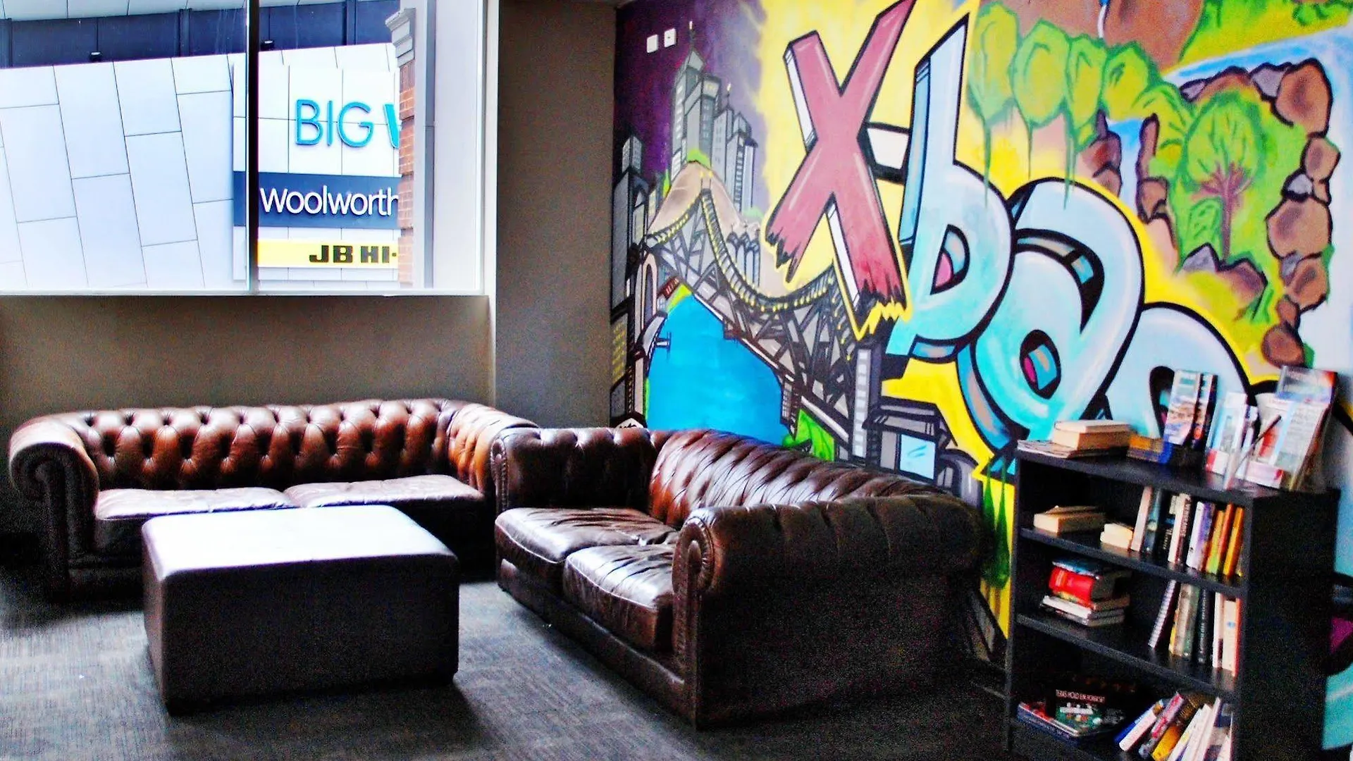 Base Brisbane Embassy Hostel Australia